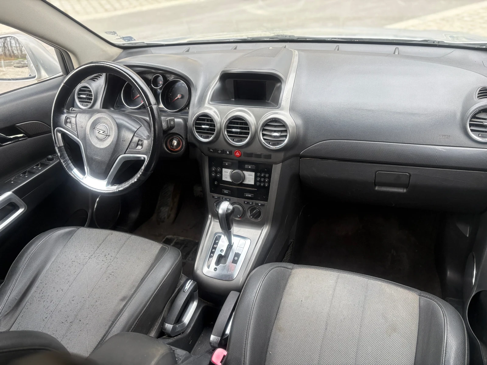 Opel Antara, снимка 13 - Автомобили и джипове - 53924709