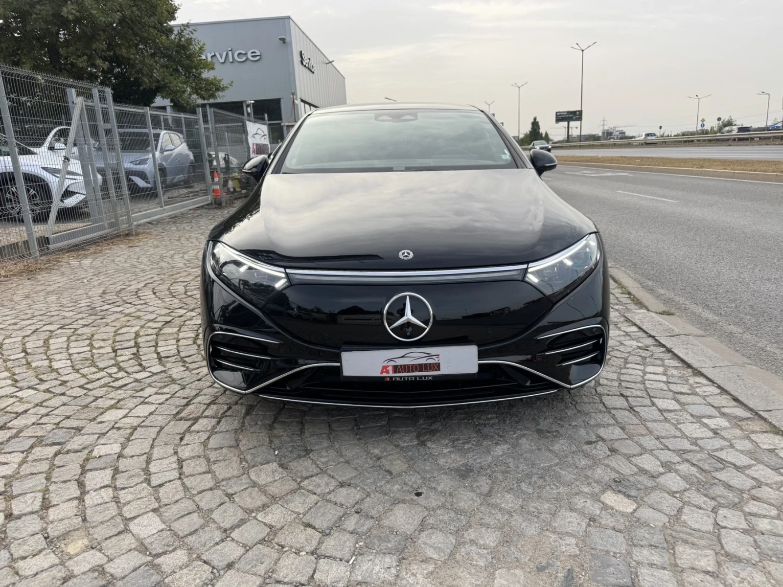 Mercedes-Benz EQE 350, снимка 2 - Автомобили и джипове - 55952972