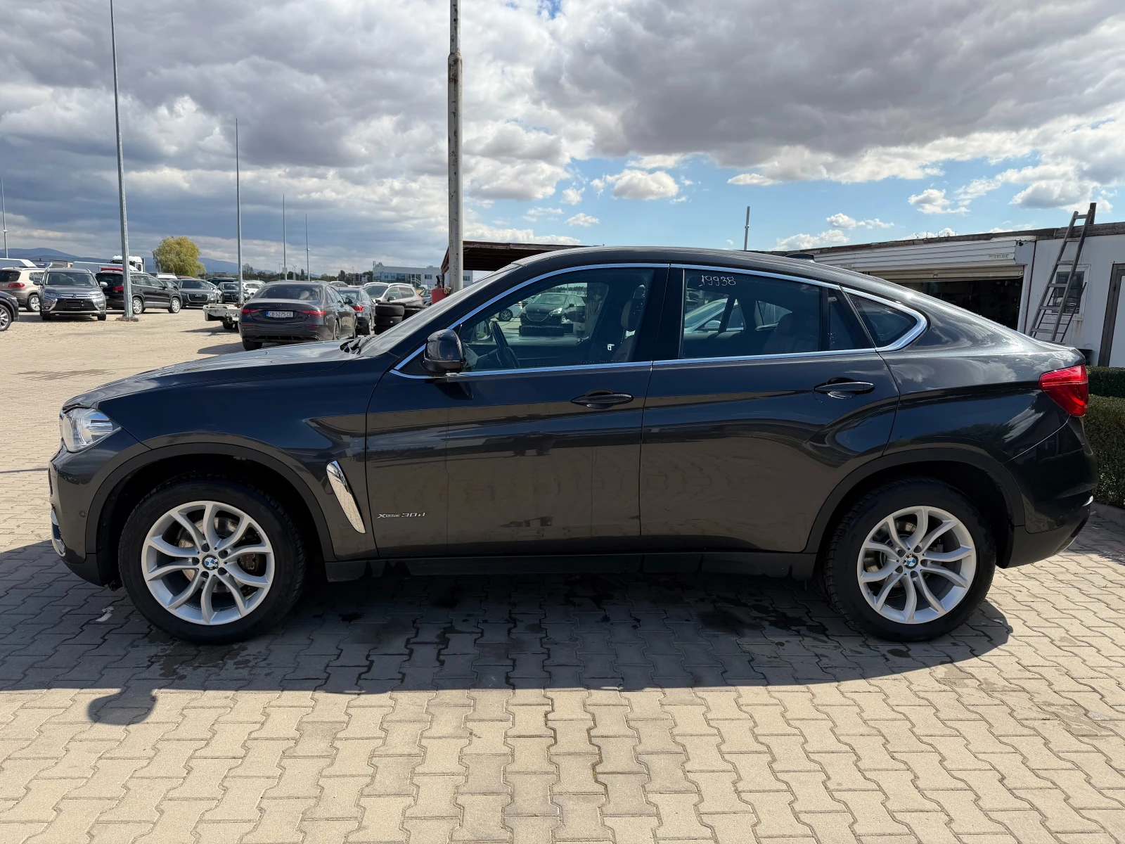 BMW X6 3.0D xDrive AVTOMAT/NAVI/KOJA/KAMERA EURO 6, снимка 9 - Автомобили и джипове - 56213426