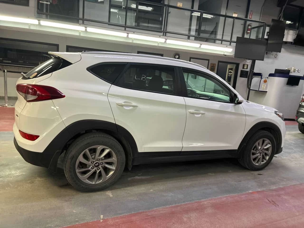 Hyundai Tucson * Premium * CARFAX *  ���������������� *  | Mobile.bg � ����������� 3