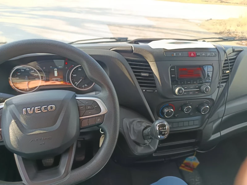 Iveco Daily 35s18, снимка 7 - Бусове и автобуси - 48585096