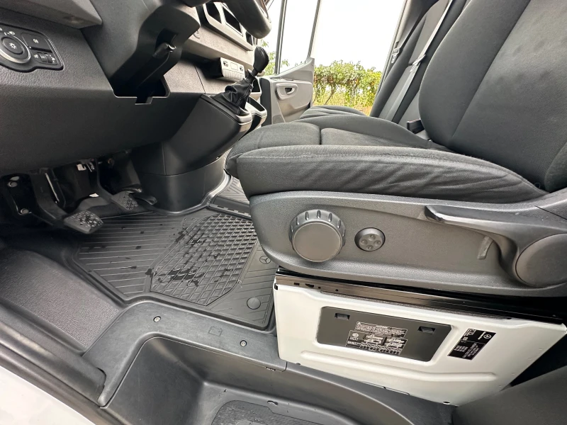 Mercedes-Benz Sprinter 316 EURO6!3xЩОРА!КЛИМА!ТОП!, снимка 13 - Бусове и автобуси - 51838854