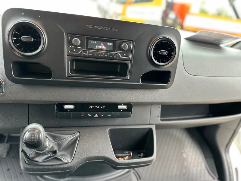 Mercedes-Benz Sprinter 316 EURO6!3xЩОРА!КЛИМА!ТОП!, снимка 15 - Бусове и автобуси - 51838854