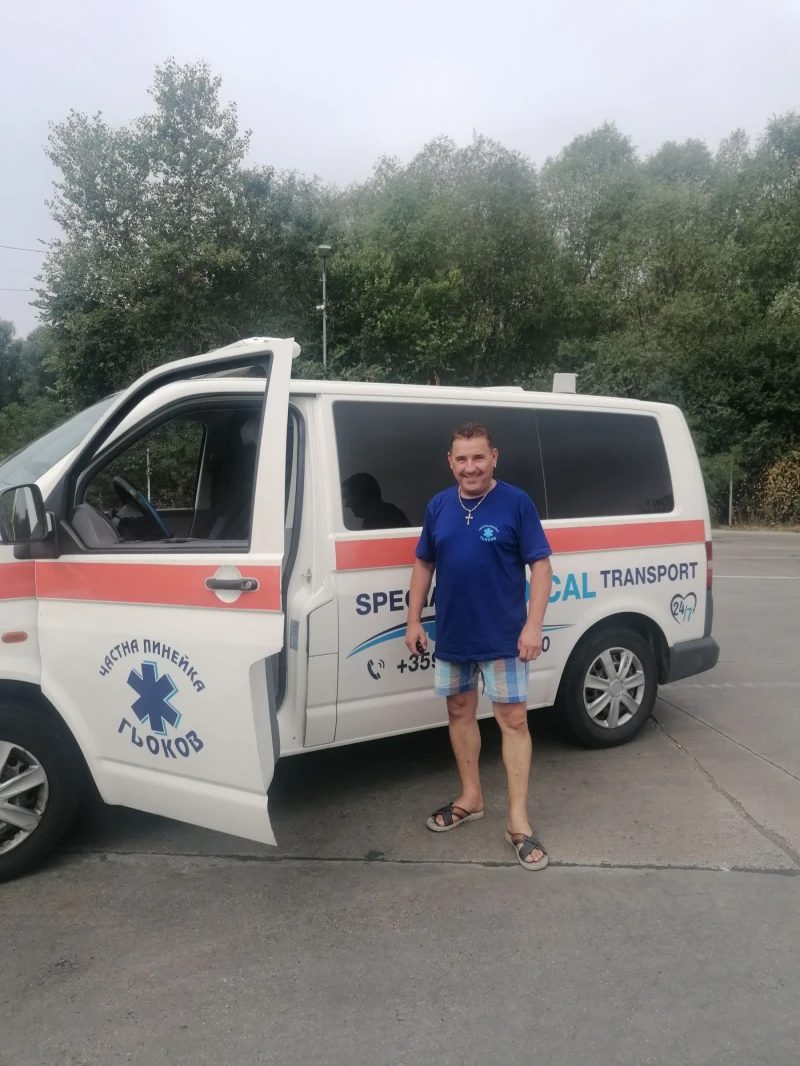 VW T5 Линейка, снимка 2 - Бусове и автобуси - 52905316