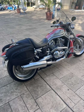 Harley-Davidson Custom V-Rod Screamin Eagle 1 от 1400бр. Vance and Hines, снимка 3