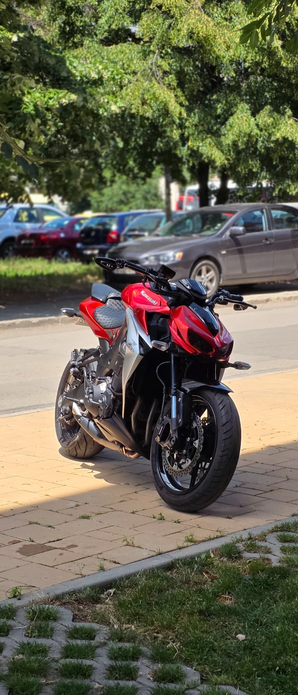 Kawasaki Z  Z 1000 143коня