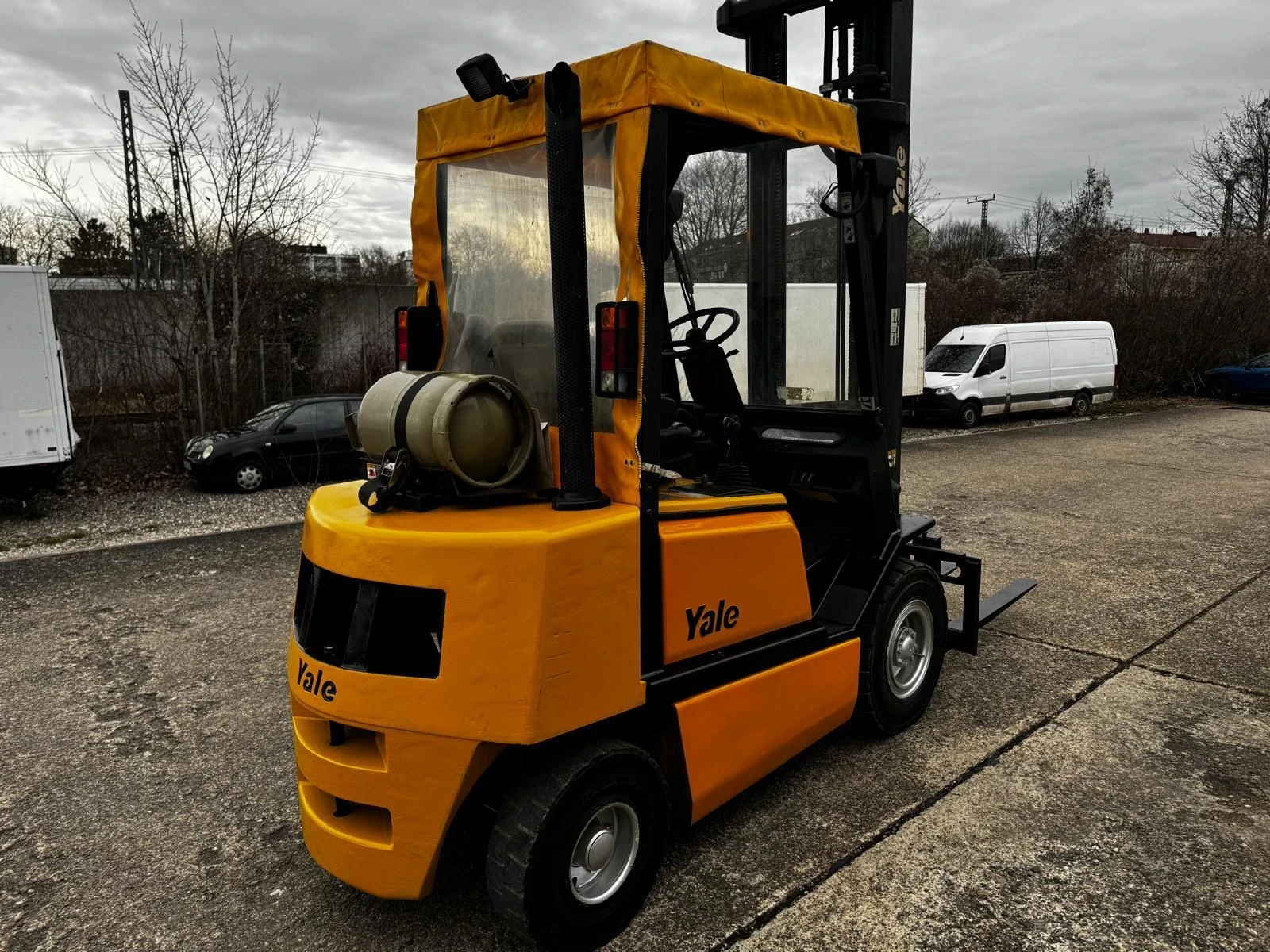 Мотокар Yale Газ, снимка 5 - Индустриална техника - 55515202