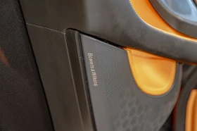 McLaren 570S Coupe 3.8 V8/Virtual/Carbon/Керамика/Bower&Wilkins/, снимка 8