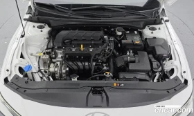 Hyundai Elantra 1.6 Smart, снимка 6