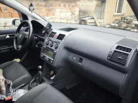 VW Touran - 2900 € / 5671.91 лв. - 11260529 8