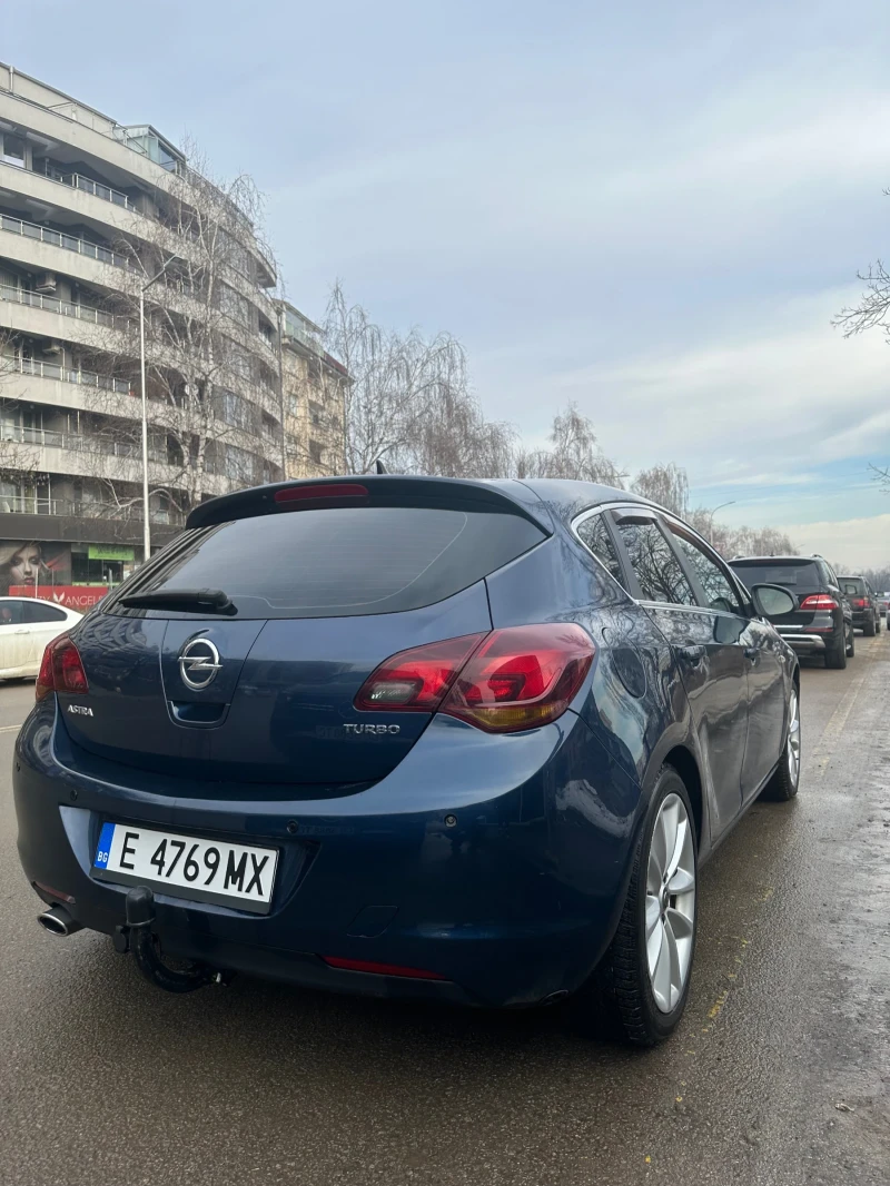 Opel Astra, снимка 5 - Автомобили и джипове - 48403656