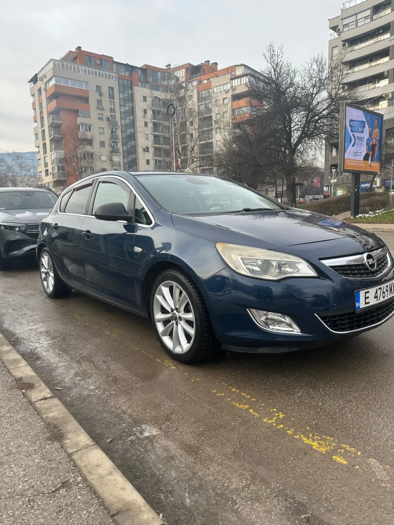 Opel Astra, снимка 3 - Автомобили и джипове - 48403656