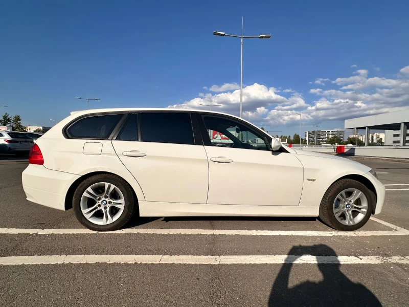 BMW 320, снимка 6 - Автомобили и джипове - 47388405