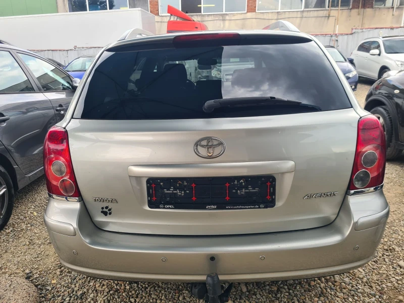 Toyota Avensis 1, 8 FACELIFT с газ, снимка 5 - Автомобили и джипове - 46951093