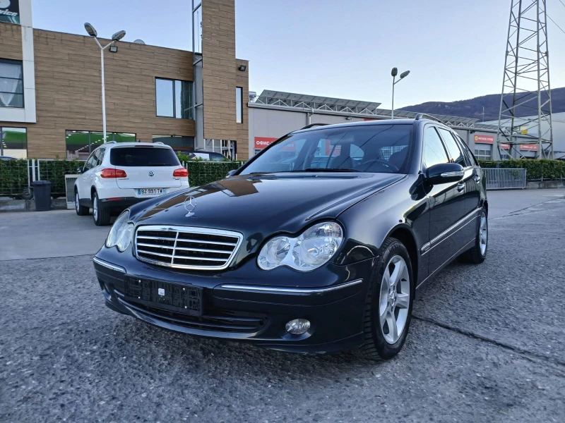 Mercedes-Benz C 220, снимка 2 - Автомобили и джипове - 48132693