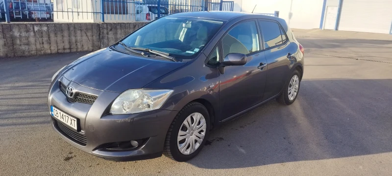 Toyota Auris, снимка 2 - Автомобили и джипове - 49043902