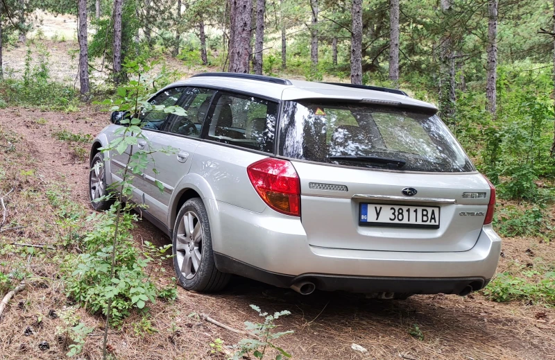 Subaru Outback, снимка 5 - Автомобили и джипове - 49168107