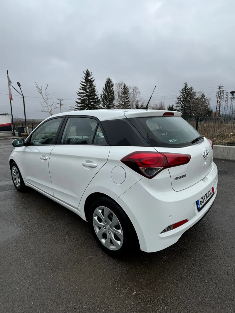 Hyundai I20, снимка 4 - Автомобили и джипове - 49590985