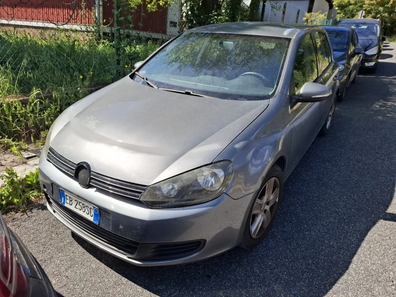 VW Golf 1.6D, снимка 1 - Автомобили и джипове - 49561191