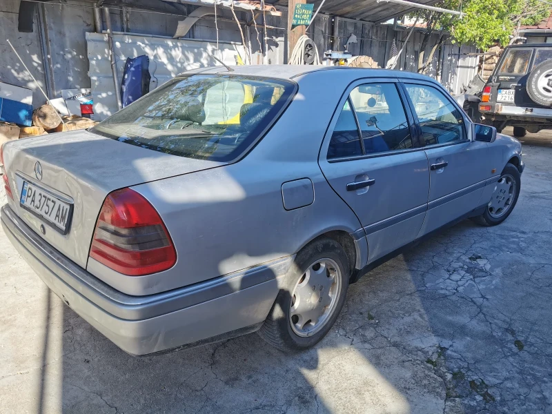 Mercedes-Benz C 250 С250TD, снимка 2 - Автомобили и джипове - 52325493