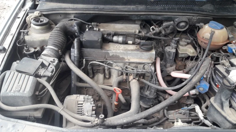 VW Golf 3, снимка 7 - Автомобили и джипове - 50457227