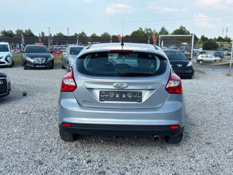 Ford Focus 2.0-116кс, Автоматик, снимка 7 - Автомобили и джипове - 50942057