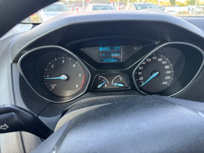 Ford Focus 2.0-116кс, Автоматик, снимка 13 - Автомобили и джипове - 50942057