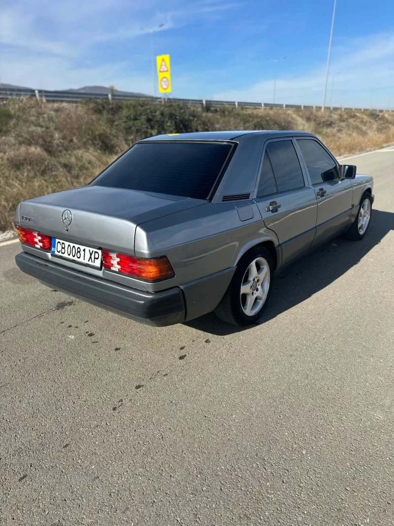 Mercedes-Benz 190 I, снимка 4 - Автомобили и джипове - 52650384