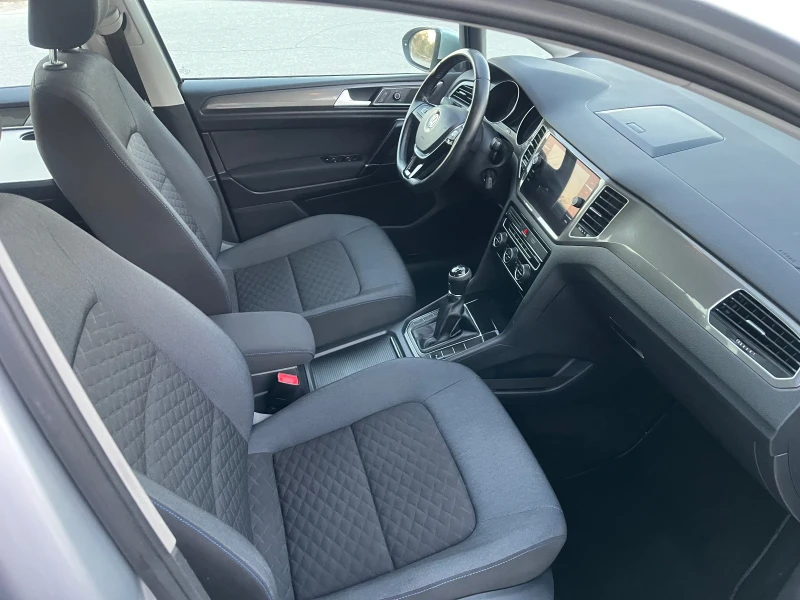 VW Golf Sportsvan 1.5 TSI Facelift, снимка 6 - Автомобили и джипове - 52259091