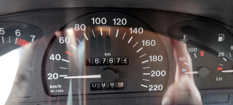 Opel Astra, снимка 6 - Автомобили и джипове - 52348772