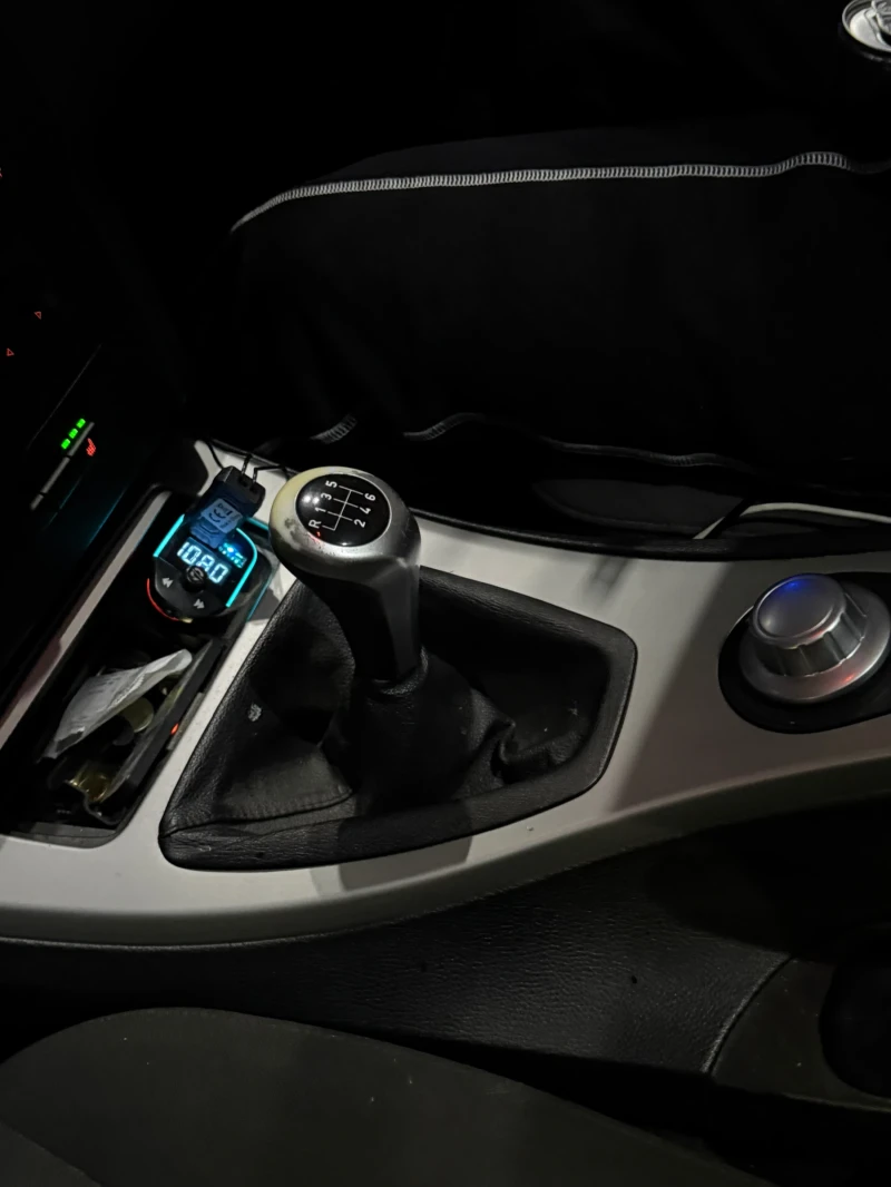 BMW 320, снимка 10 - Автомобили и джипове - 52355499