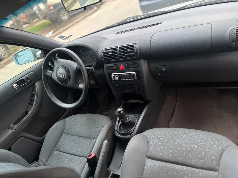 Audi A3 1.8, снимка 6 - Автомобили и джипове - 52647879