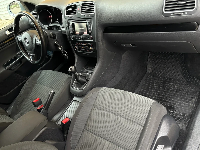 VW Golf VW GOLF 6* 2.0TDI* 6 СКОРОСТИ* ОБСЛУЖЕНА* , снимка 13 - Автомобили и джипове - 53176025