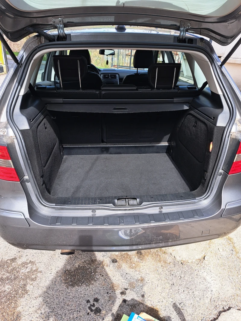 Mercedes-Benz B 180, снимка 9 - Автомобили и джипове - 53446159