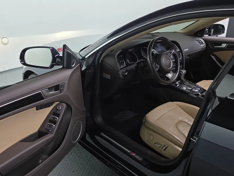 Audi A5 2.0 TDI Quattro, снимка 10 - Автомобили и джипове - 55032376