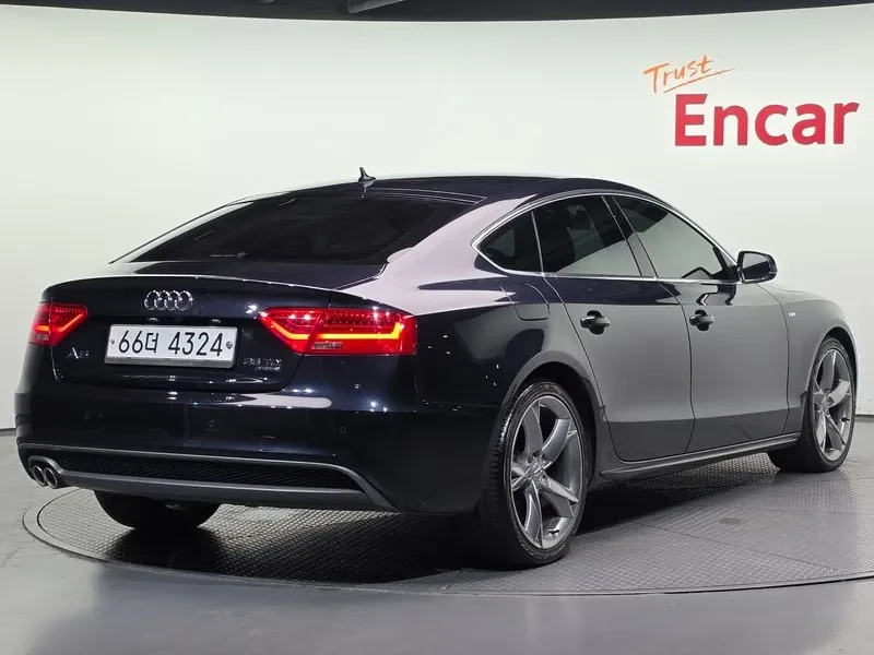 Audi A5 2.0 TDI Quattro, снимка 2 - Автомобили и джипове - 55032376
