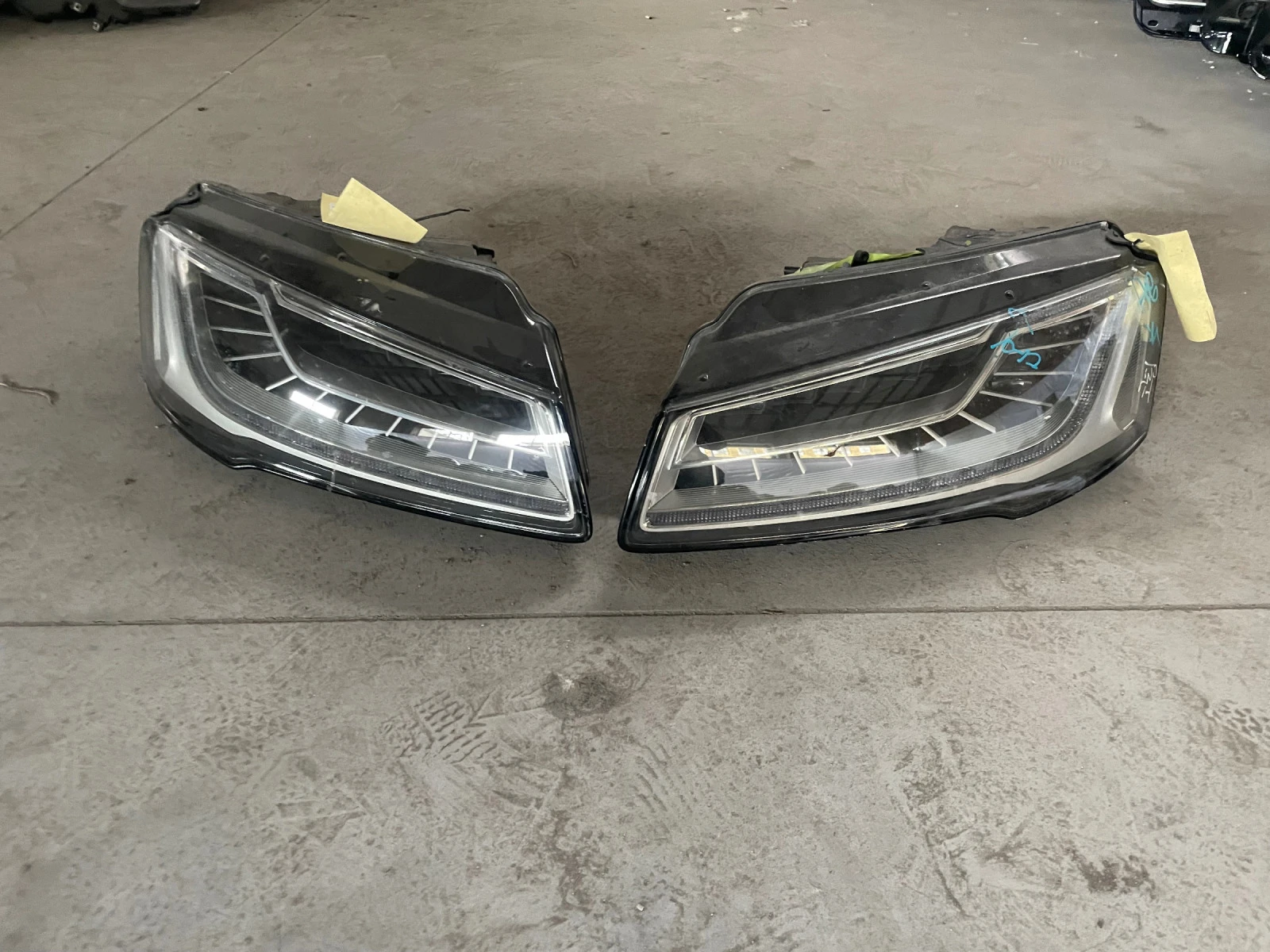 Audi A8 Фарове, снимка 1