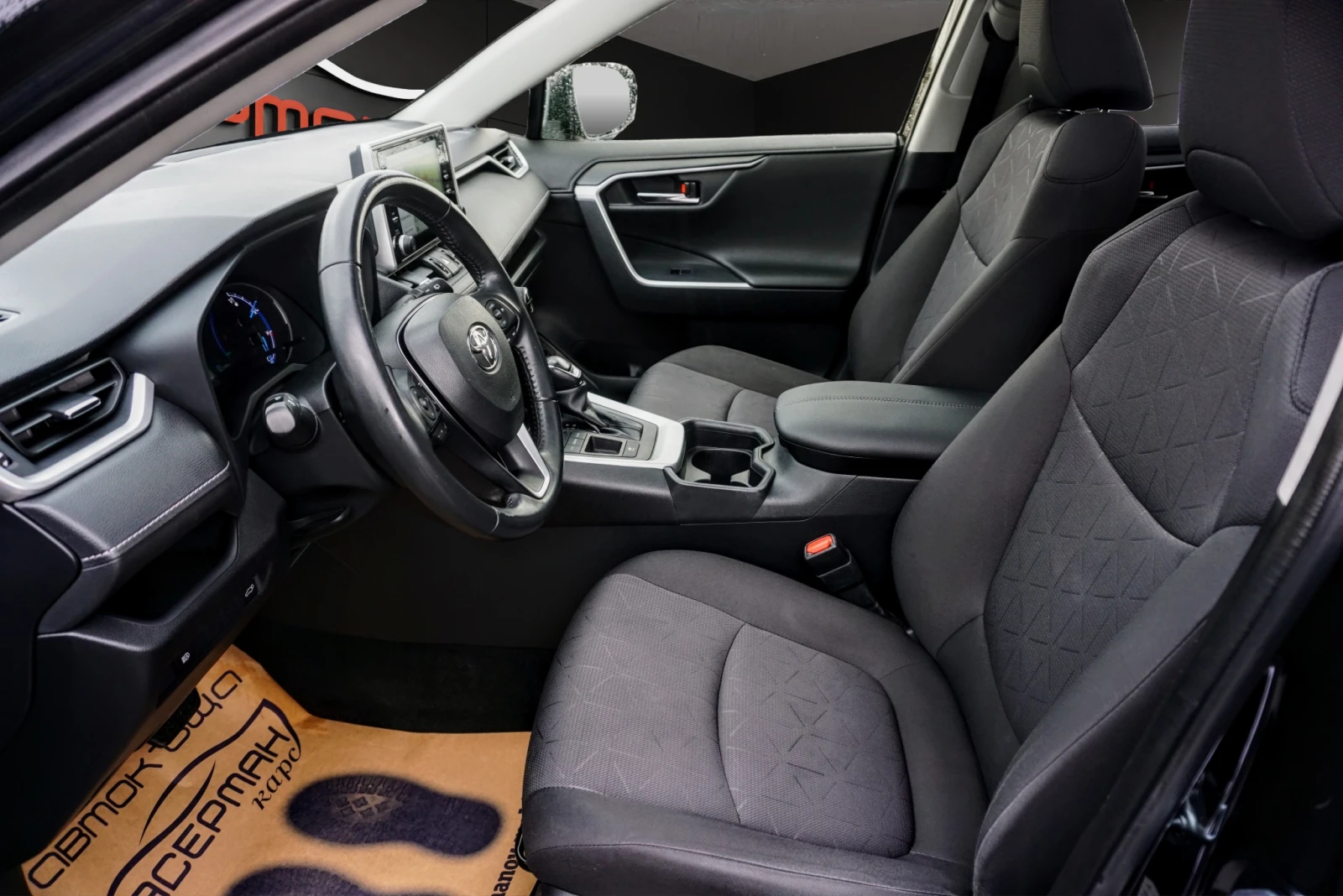 Toyota Rav4 2.5 Hybrid AWD-i - изображение 8