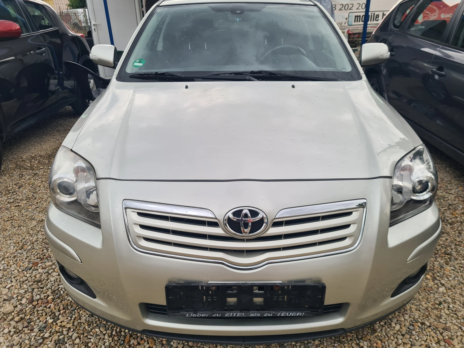 Toyota Avensis 1, 8 FACELIFT с газ - изображение 3