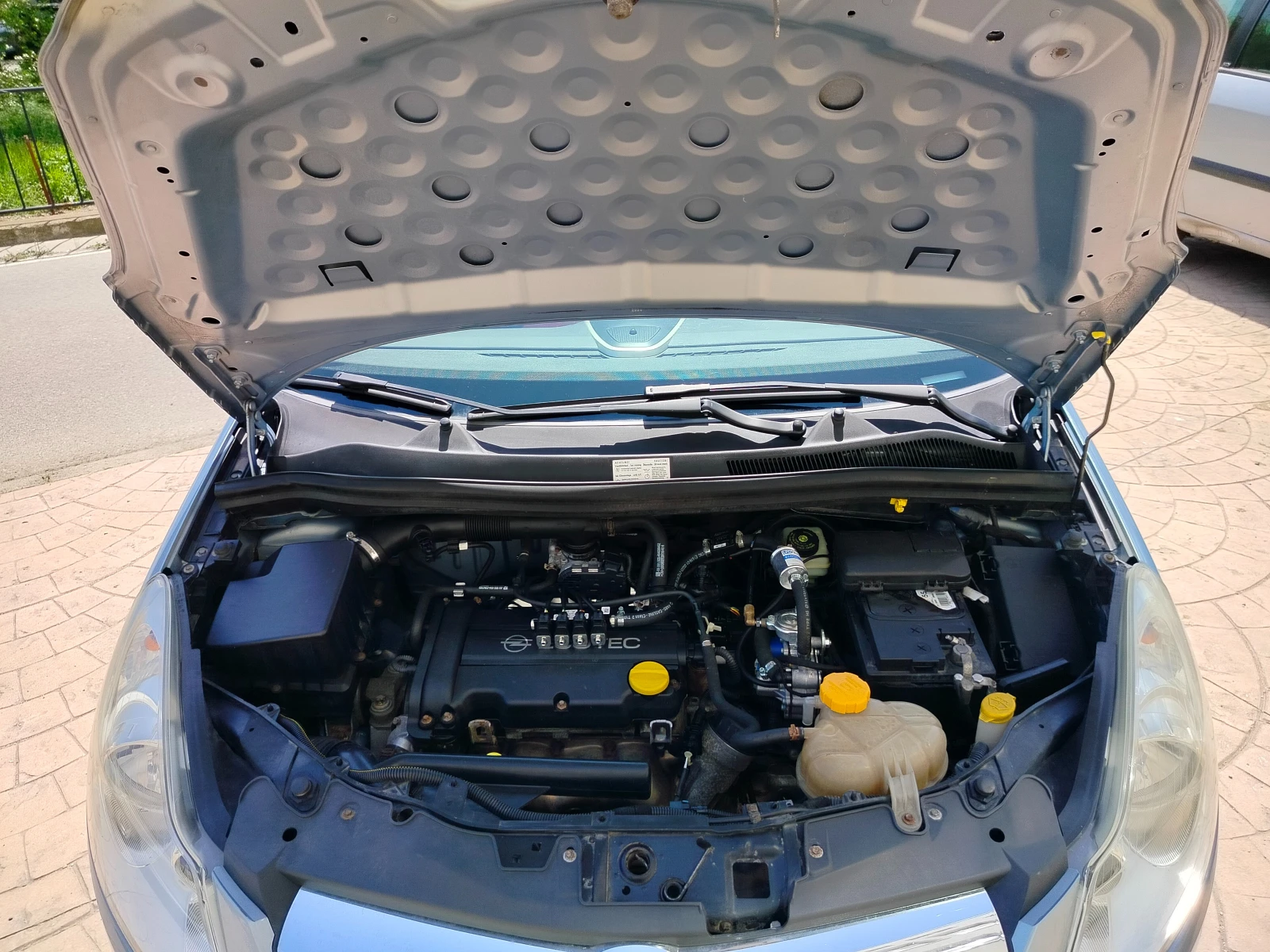 Opel Corsa  - изображение 10