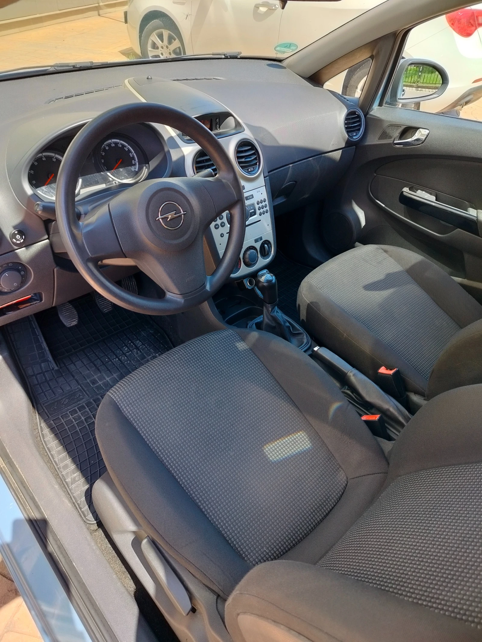 Opel Corsa  - изображение 6
