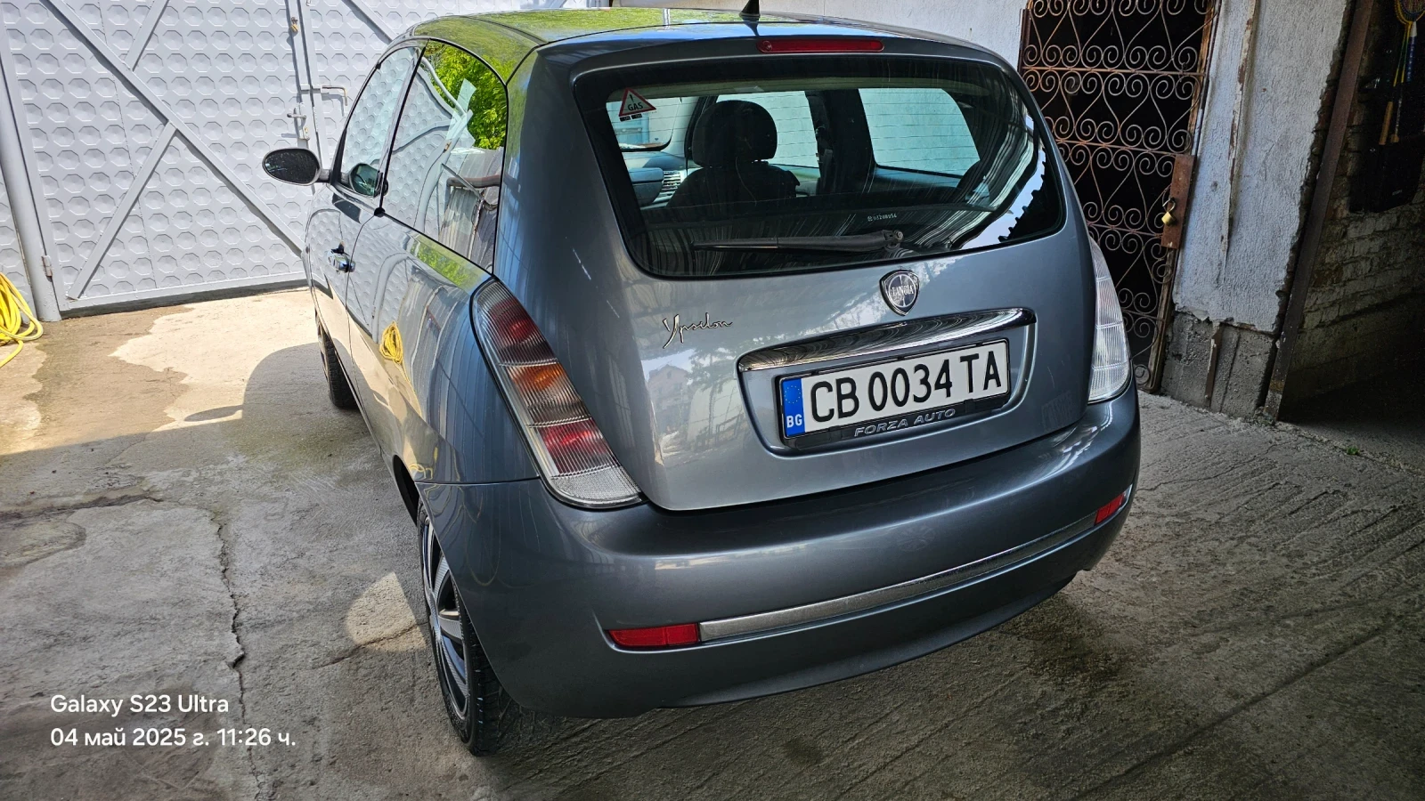 Lancia Ypsilon 1.4 ГАЗ - изображение 4