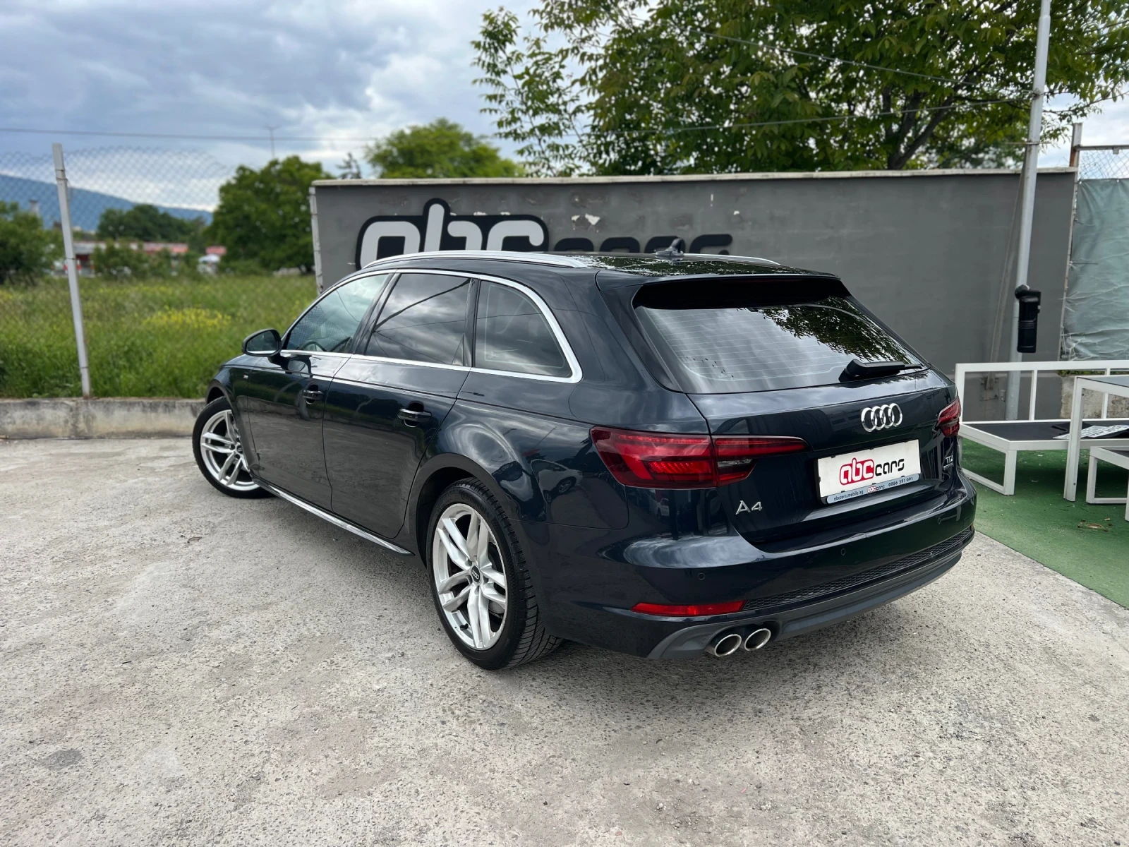 Audi A4 2.0TDI Quattro S-Line - изображение 5