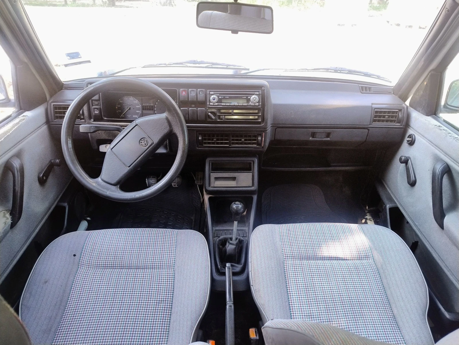 VW Golf 1.6D - изображение 5