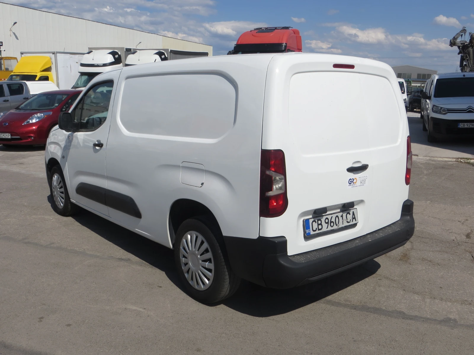 Citroen Berlingo 1, 5 HDI 2+ 1 МЕСТА - изображение 3