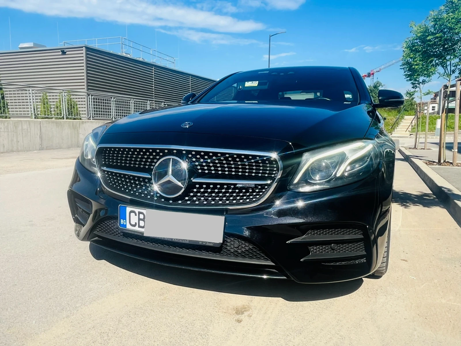 Mercedes-Benz E 43 AMG  - изображение 7