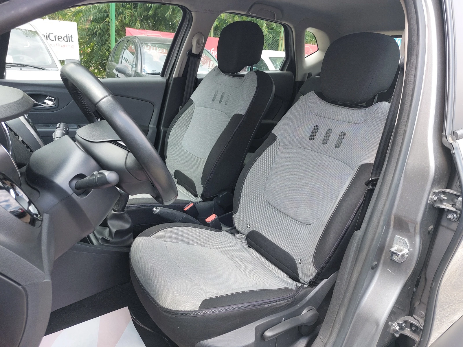 Renault Captur 0.9Tce - изображение 8