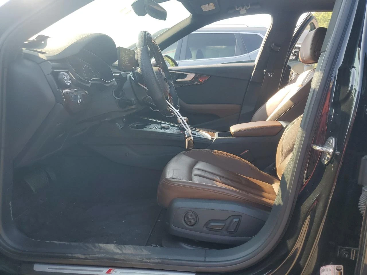 Audi A4 PREMIUM/2.0L 4/КОЖА/ПОДГРЕВ/ТУНИНГ - изображение 7