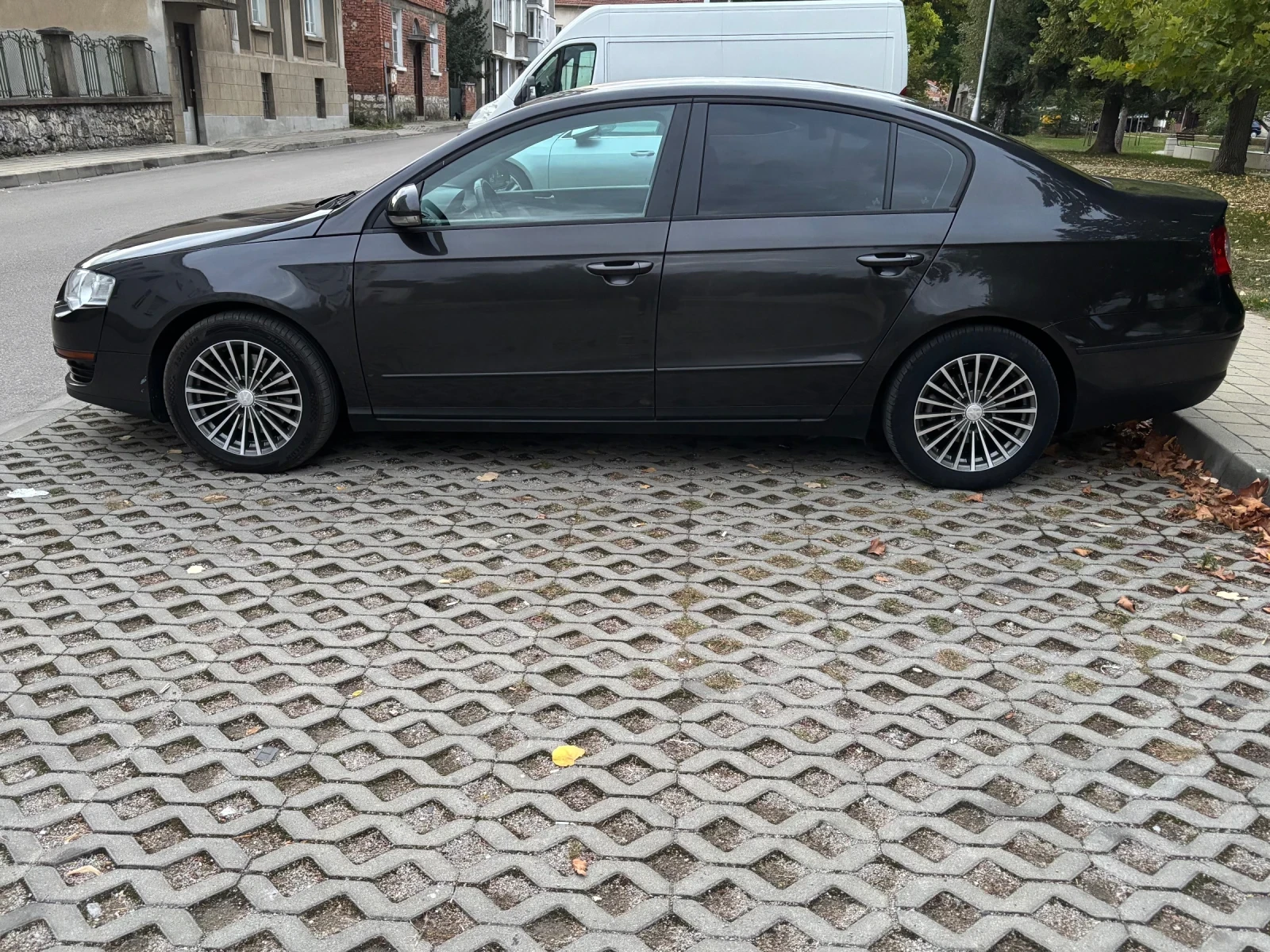 VW Passat  - изображение 4