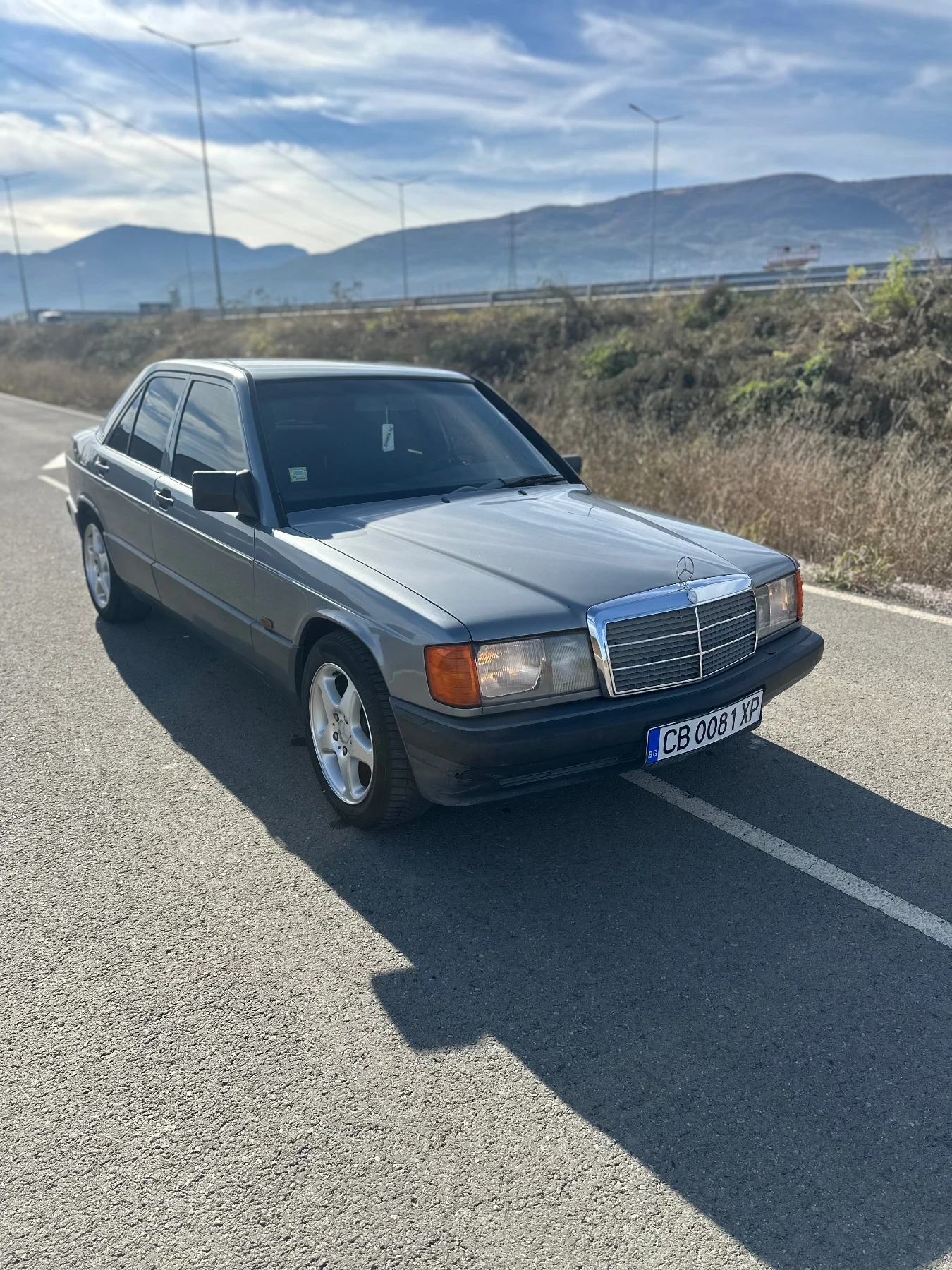 Mercedes-Benz 190 I - изображение 3